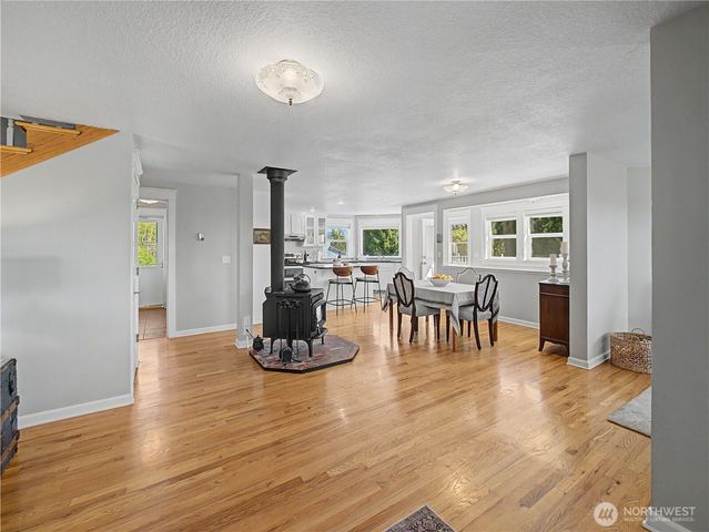 27721 SE 400th Way, Enumclaw, WA 98022