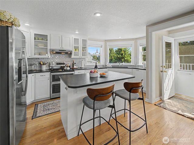 27721 SE 400th Way, Enumclaw, WA 98022