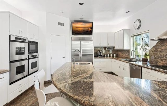 20301 SW Cypress Street, Newport Beach, CA 92660