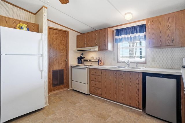 4433 Wildwood Circle, Granbury, TX 76049