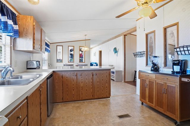 4433 Wildwood Circle, Granbury, TX 76049