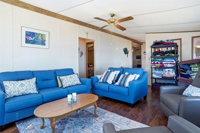 4433 Wildwood Circle, Granbury, TX 76049