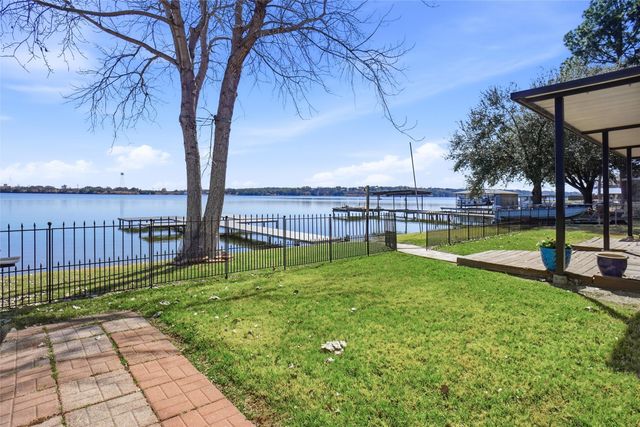 4433 Wildwood Circle, Granbury, TX 76049