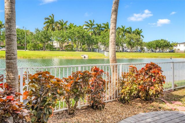 3465 NE 2nd St, Homestead, FL 33033