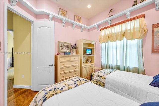 3465 NE 2nd St, Homestead, FL 33033
