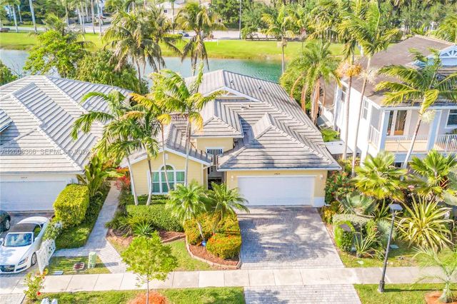 3465 NE 2nd St, Homestead, FL 33033