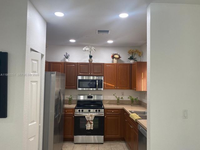 17331 NW 7th Ave 109, Miami Gardens, FL 33169