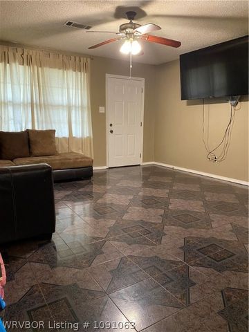 102 N 36th Street, Van Buren, AR 72956