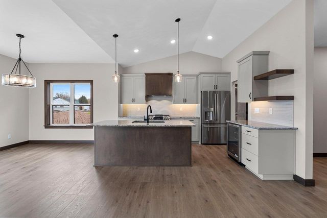 1670 TREFOIL TRAIL, Green Bay, WI 54313