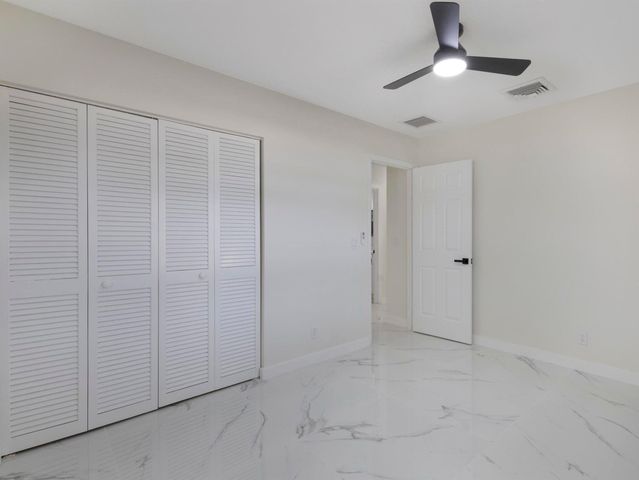 992 Mohican Boulevard, Jupiter, FL 33458