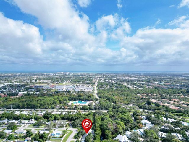 992 Mohican Boulevard, Jupiter, FL 33458