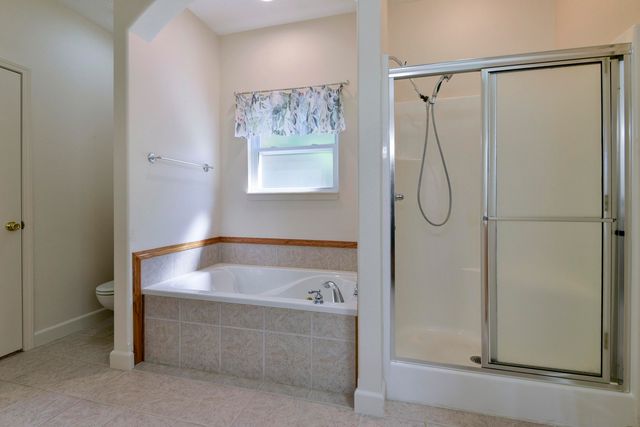 152 Sterling Way, Hollister, MO 65672