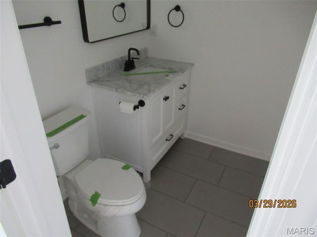 803 N Kirkwood Road, Kirkwood, MO 63122