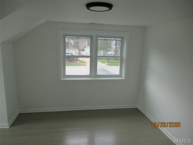 803 N Kirkwood Road, Kirkwood, MO 63122