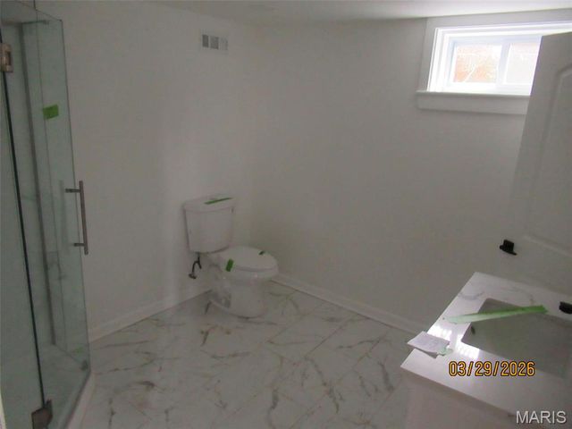 803 N Kirkwood Road, Kirkwood, MO 63122