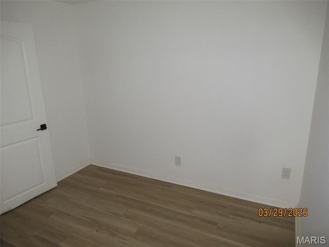 803 N Kirkwood Road, Kirkwood, MO 63122