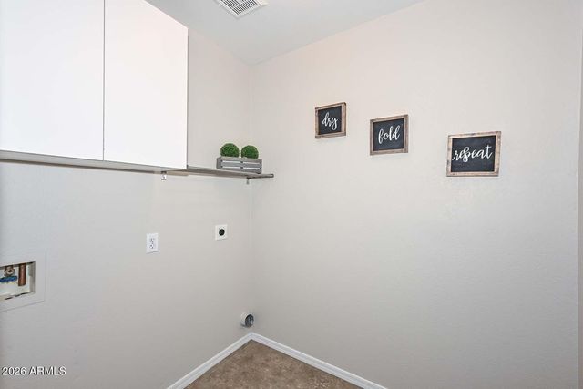 4805 E KACHINA Trail 10, Phoenix, AZ 85044