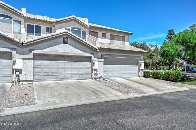 4805 E KACHINA Trail 10, Phoenix, AZ 85044