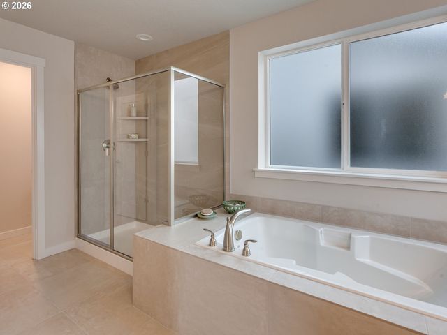 13871 Sw 175th Ave, Tigard, OR 97140