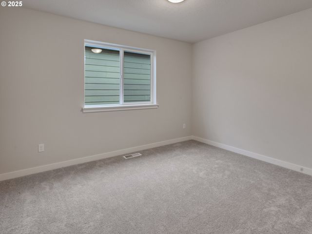13871 Sw 175th Ave, Tigard, OR 97140