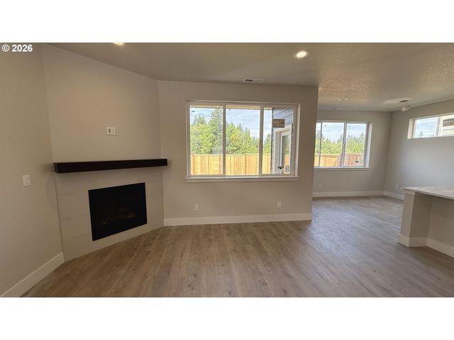 13871 Sw 175th Ave, Tigard, OR 97140