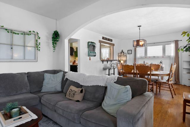 1944 Warwick Avenue, Whiting, IN 46394