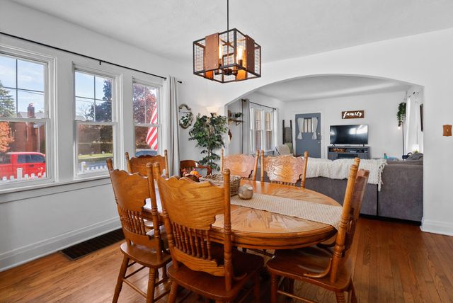 1944 Warwick Avenue, Whiting, IN 46394