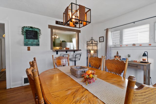 1944 Warwick Avenue, Whiting, IN 46394