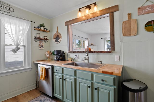 1944 Warwick Avenue, Whiting, IN 46394