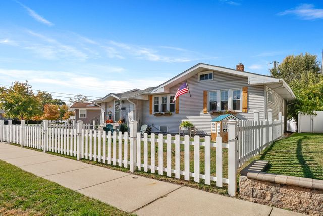 1944 Warwick Avenue, Whiting, IN 46394