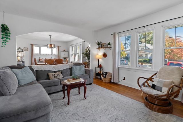 1944 Warwick Avenue, Whiting, IN 46394