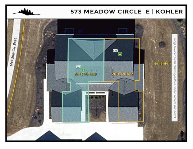 573 Meadow CIRCLE E, Kohler, WI 53044