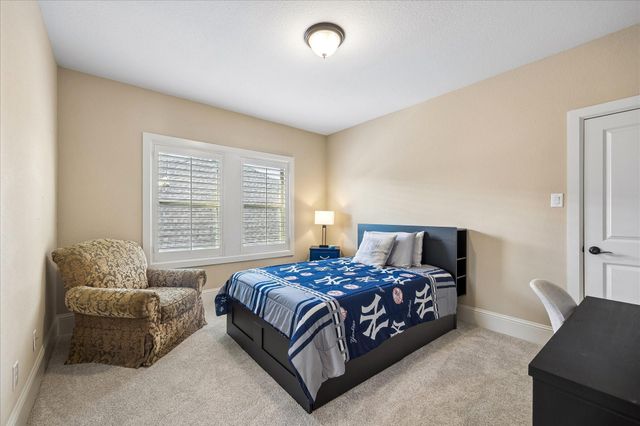 123 N Thatcher Bend Circle, The Woodlands, TX 77389