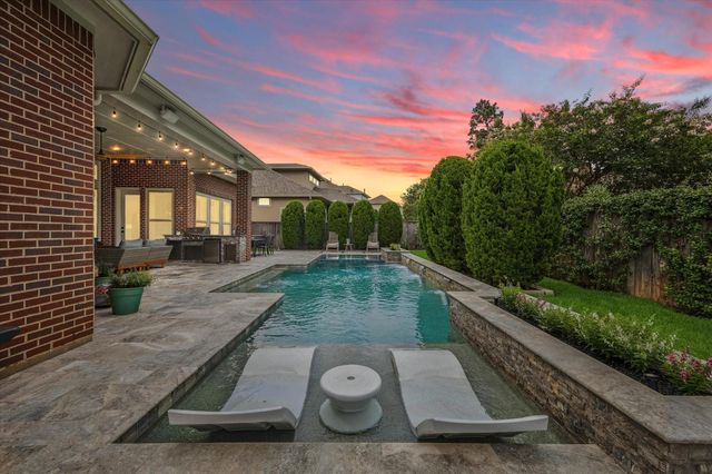 123 N Thatcher Bend Circle, The Woodlands, TX 77389