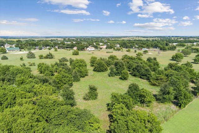110 Brown Drive, Eddy, TX 76524