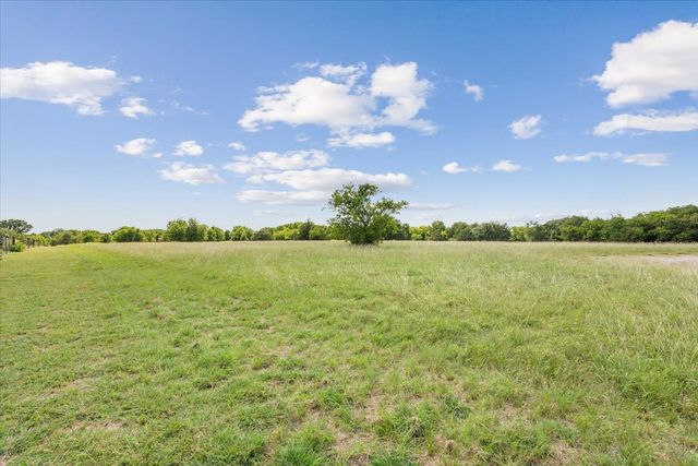 110 Brown Drive, Eddy, TX 76524