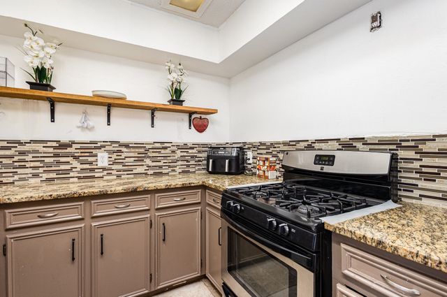 271 Merribrook Trail, Duncanville, TX 75116