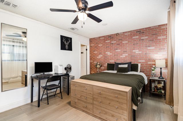 271 Merribrook Trail, Duncanville, TX 75116