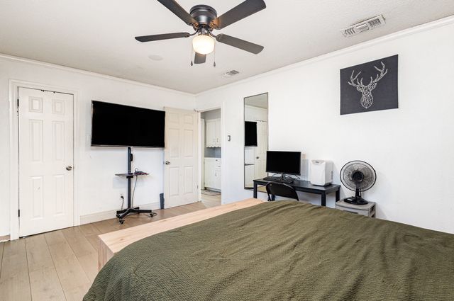 271 Merribrook Trail, Duncanville, TX 75116