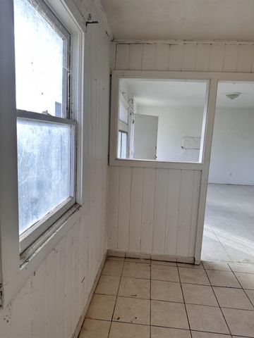 864 E Evening Glow Avenue, Reedley, CA 93654