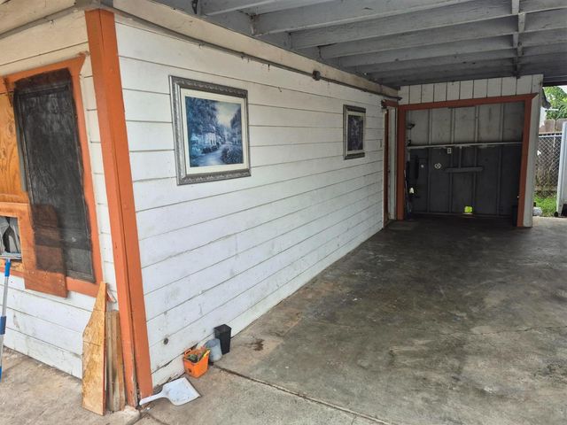 864 E Evening Glow Avenue, Reedley, CA 93654