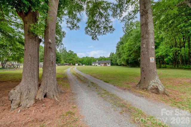 7209 Landsford Road, Monroe, NC 28112
