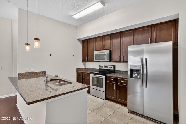 201 LARKIN Place 107, St. Johns, FL 32259