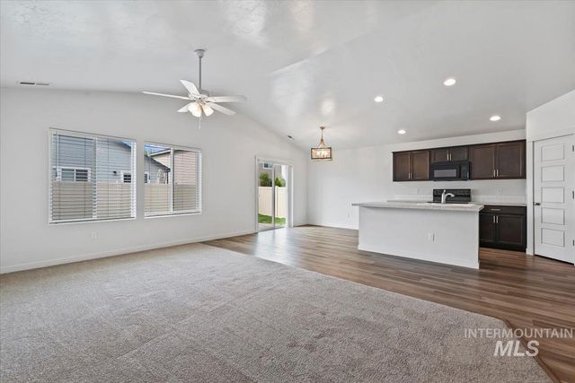 3023 W Silver River St, Meridian, ID 83646