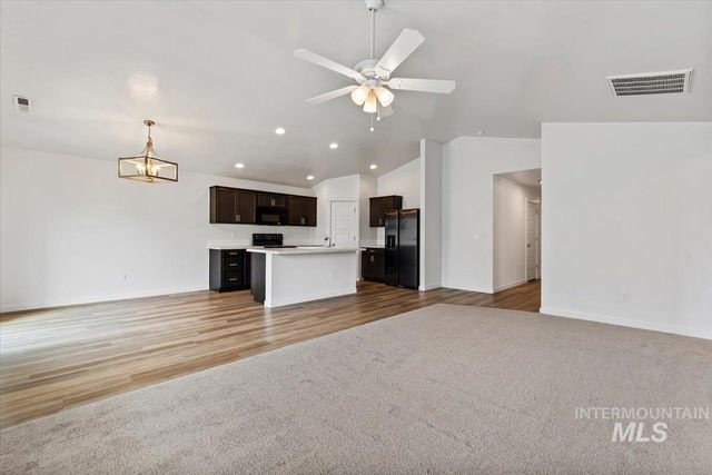3023 W Silver River St, Meridian, ID 83646
