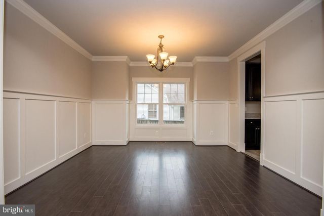 6928 REGENT LN, Falls Church, VA 22042