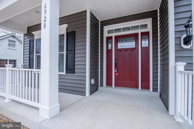 6928 REGENT LN, Falls Church, VA 22042