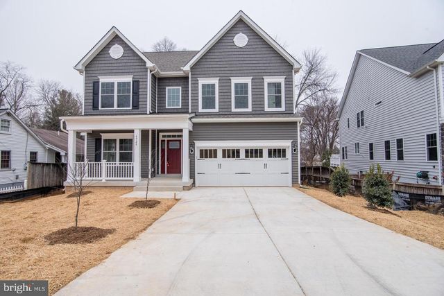 6928 REGENT LN, Falls Church, VA 22042