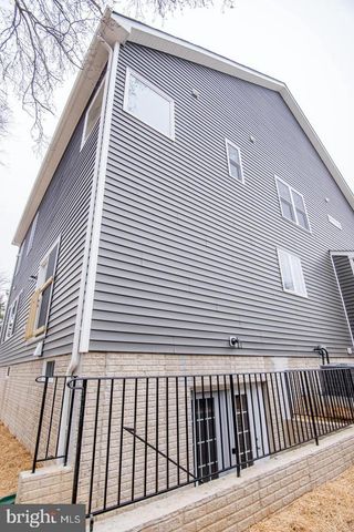 6928 REGENT LN, Falls Church, VA 22042