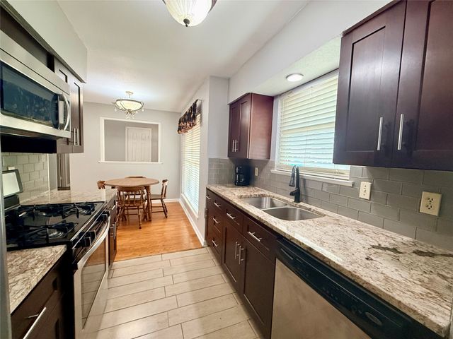 2004 Eastbrook Circle, Mesquite, TX 75150